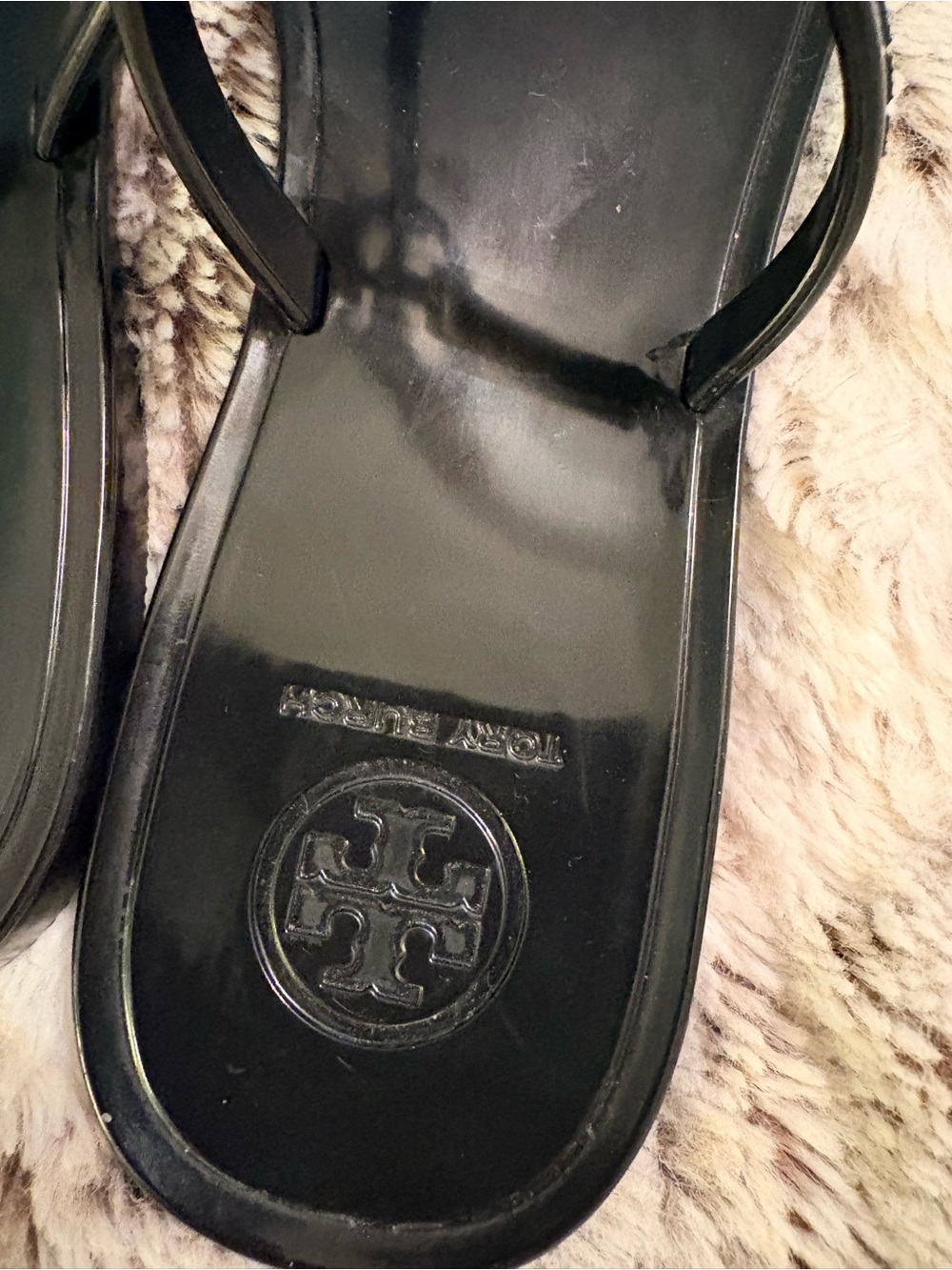 Tory Burch Rubber Logo Thong Sandals - Picture 3 of 3